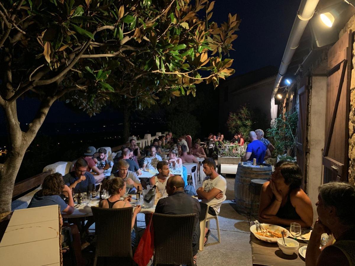Relais International De La Jeunesse Calvi  Esterno foto