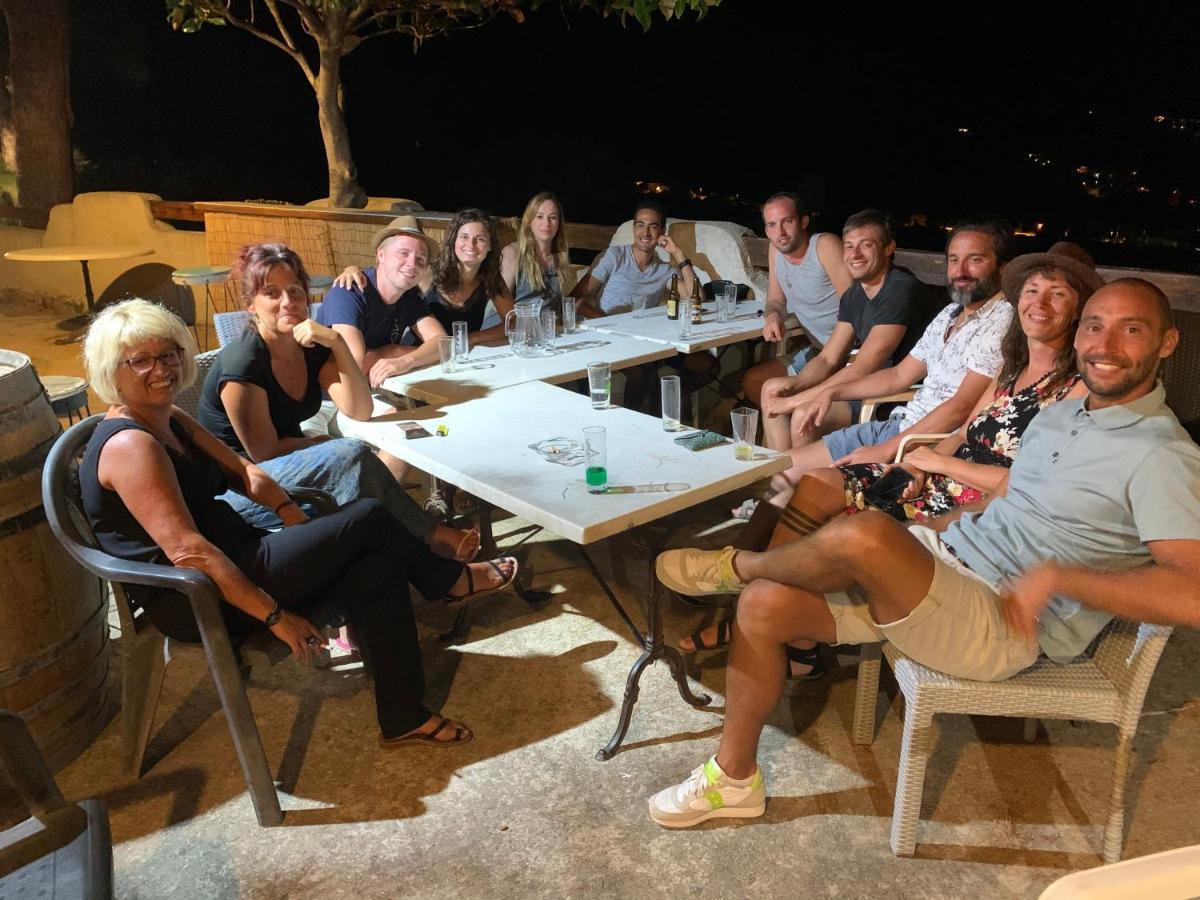 Relais International De La Jeunesse Calvi  Esterno foto